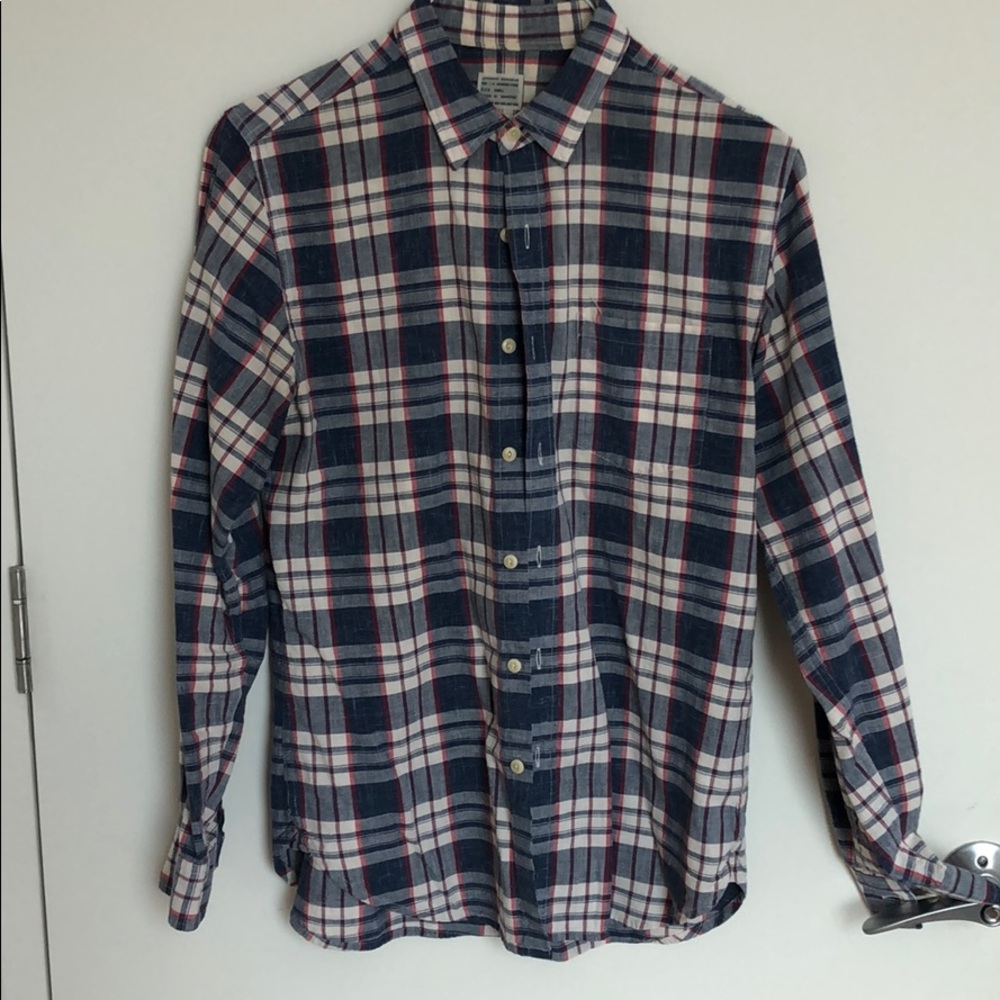 Button down